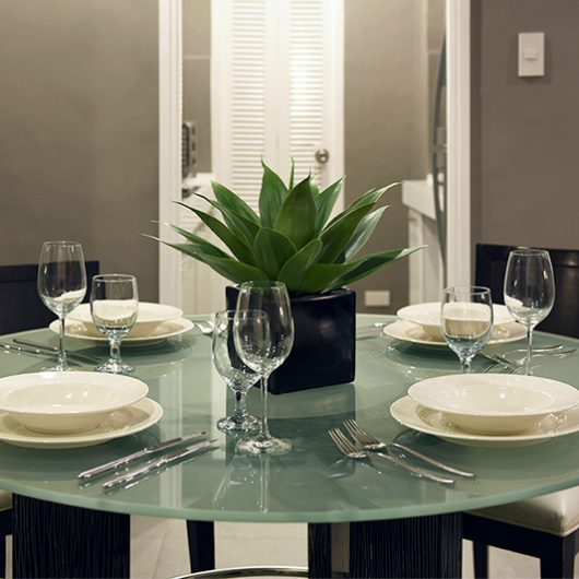 astroia plaza suite dining